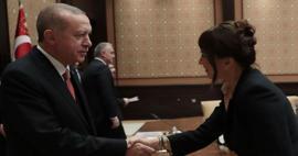 Cumhurbaşkanı Erdoğan'dan Demet Akbağ'a taziye telefonu