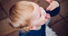Bebeklerde taklit dönemi! Çocuğun konuşma gelişimini hızlandıran egzersizler