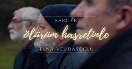 Sakiler & Tuna Velibaşoğlu - Ölürüm Hasretinle şarkı sözleri