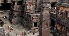 Tek parça kayadan yapılan 'Dünya'nın 8. harikası Kailasa'