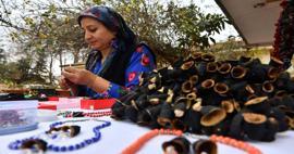 Gaziantep'te kadın girişimci patlıcan kurutmalıklarını takıya dönüştürdü