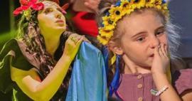 Ukraynalı şarkıcı Jamala Antalya'yı gözyaşına boğdu! Çocuklar için sahne aldı