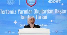Emine Erdoğan "Tertemiz Yarınlar Okullardan Başlar" tanıtım programına katıldı!