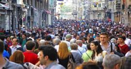 TÜİK açıkladı: Türkiye'nin en kalabalık ilçeleri belli oldu! 57 şehri geride bırakan o ilimiz..