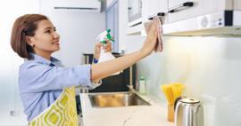 Mutfak dolabı neyle temizlenir? Beyaz mutfak dolabı neyle silinir? Dolap silme suyuna ne konur