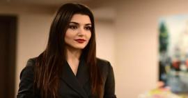 Hande Erçel'den dikkat çeken paylaşım! Nazlı Sabancı'nın ardından...