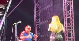 Derya Uluğ'un Edirne'deki konserinde zabıta ile dansı gündem oldu!