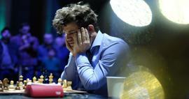 D&uuml;nya satran&ccedil; şampiyonu turnuvadan diskalifiye edildi: Nedeni herkesi şaşırttı!