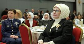 Emine Erdoğan Anneler Günü'nde Mattia Ahmet Minguzzi'nin annesiyle buluştu