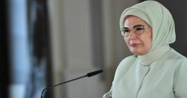 Emine Erdoğan Şeyha Fatima Bint Mubarak ile çocuk evleri sitesinine ziyarette bulundu