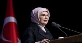 Emine Erdoğan'dan 15 Temmuz mesajı: Ölümsüz bir zaferin adıdır