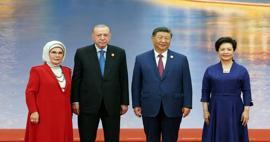 Cumhurbaşkanı Erdoğan ve eşi Emine Erdoğan, Çin'de liderlerle yemekte buluştu