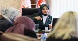 Bakan Mahinur Özdemir Göktaş, kadına yönelik şiddetle mücadelede STK’larla bir araya geldi!