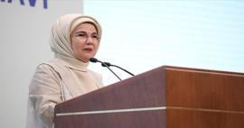 Emine Erdoğan'dan "Yeşil Vatan Seferberliği"ne destek çağrısı: 'Geleceğe umut olalım!'