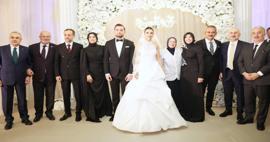 Siyaset dünyası bu düğünde buluştu: Zeynep Özer ve Batuhan Ersoy evlendi