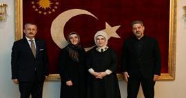 Emine Erdoğan İstanbul Aile Vakfı temsilcileriyle bir araya geldi!