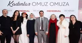 &Uuml;nl&uuml; sanat&ccedil;ılar "Kadınlar Omuz Omuza Projesi" i&ccedil;in bir araya geldi!