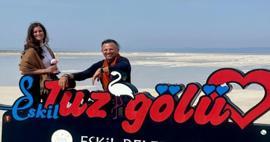 Emmy &Ouml;d&uuml;ll&uuml; y&ouml;netmen Travis Fox T&uuml;rkiye'de! Tuz G&ouml;l&uuml;&rsquo;ne &ouml;vg&uuml;ler yağdırdı