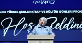 Emine Erdoğan, Şule Y&uuml;ksel Şenler Vakfı'nın deprem b&ouml;lgesi kursiyer buluşmasına katıldı