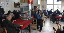 Kahvehaneden &ccedil;ıkmayan eşe mahkemeden emsal karar!