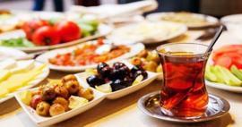 Ge&ccedil; kahvaltı edenlerde artıyor:  &Ouml;l&uuml;m riski korkutuyor! Uzmanlardan 26 yıllık araştırma
