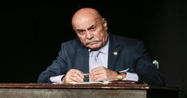 Sanat&ccedil;ı Faruk G&uuml;nuğur hayatını kaybetti! Cenaze programı belli oldu