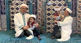 Yaz Kur'an Kursu hocasını &ouml;zleyince dayanamadı! Camiye koştu