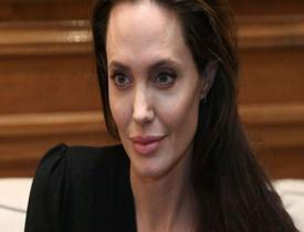 Angelina Jolie'den kanseri önleme reçetesi!