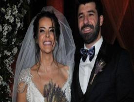 Nursel Ergin ile Murat Akyer evlendi
