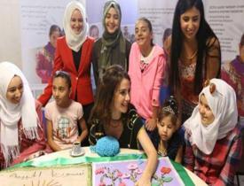 Songül Öden Suriyeli kadınlarla buluştu