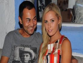 Serdar Ortaç'ın eşi Chloe Loughnan’dan TL'ye destek