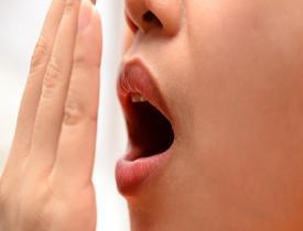 Ramazan'da ağız kokusu nasıl önlenir? Ağız kokusu neden olur? Ağız kokusunu önleyen besinler