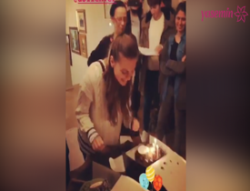 Dizi setinde Asla Enver'e sürpriz doğum günü partisi