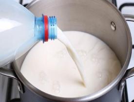 Sütü kaynatırken tencere dibinin tutmaması için ne yapılmalı? Dibi tutan tencere temizliği