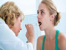 Tonsillit nedir? Tonsillitin belirtileri nelerdir? Boğazın tek tarafı ağrıyorsa...