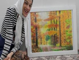 Engelli ressam Nasrabadi ayağıyla çizdiği resimlerle şaşkına çeviriyor! 