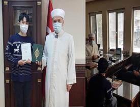 Güney Koreli Unseko Kwon Şehadet getirerek Müslüman oldu! 