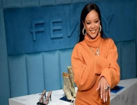 Rihanna'nın moda markası Fenty kapanıyor!