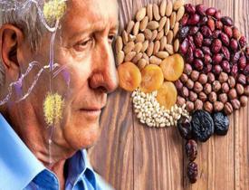 Alzheimer nedir ve belirtileri nelerdir? Alzheimer'in tedavisi var mıdır? İyi gelen besinler...