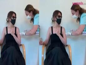  Şarkıcı Aynur Aydın koronavirüs aşısı oldu!