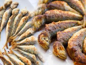 İstavrit balığı nasıl yenir ve nasıl pişirilir? En kolay istavrit tava tarifi
