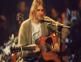 Nirvana'nın solisti Kurt Cobain'in ikonik gitara satışa çıkıyor!