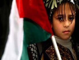 Filistinli çocuklara yaşama hakkı tanınmıyor! Ya vurularak ya da hastalanarak...