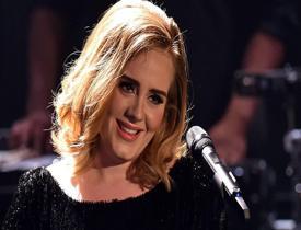 Adele ünlü şarkıyı neden söylemediğini itiraf etti: "Radiohead'e kızgınım!"