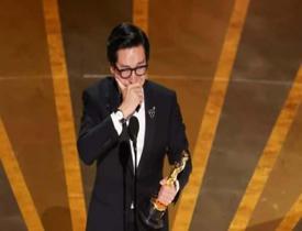 Oscar Ödül Töreni'nde geceye damga vuran anlar! Ke Huy Quan'dan "Anne, az önce Oscar kazandım"