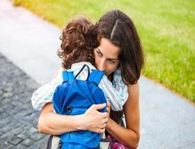 Ebeveyn bağımlılığı nedir? Çocuğun anne-babaya olan bağımlılığı tehlikeli mi?