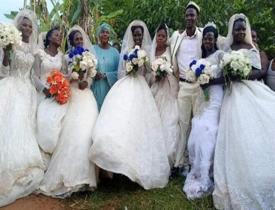 7 kadınla aynı anda evlenen Ugandalı adam tarihi bir düğüne imza attı! Yerel halkı şoke etti