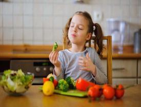 Okul dönemindeki çocuklara zihin açıklığı için verilmesi gereken besinler nelerdir?