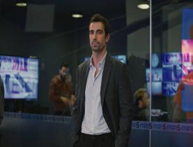Ünlü oyuncu İbrahim Çelikkol'dan gönülleri fetheden hareket!