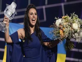 Rusya Eurovision birincisi Ukraynalı şarkıcı Jamala’yı arananlar listesine ekledi!